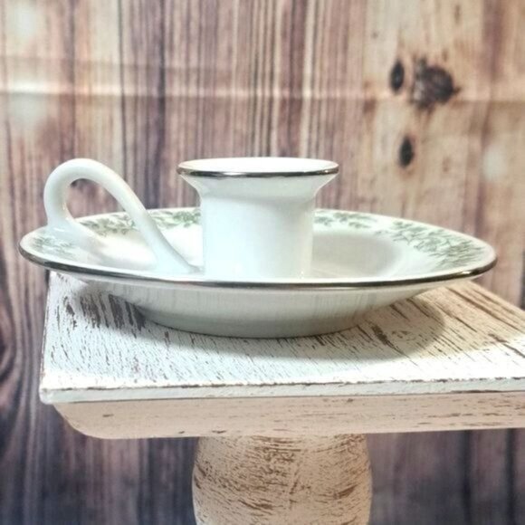 Mikasa Montclair Porcelain Candle Holder With Handle - Picture 2 of 6